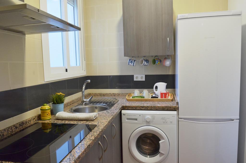 Apartamento San Jacinto Seville Exterior photo